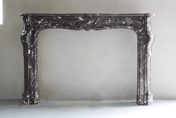 antieke marmeren schouw