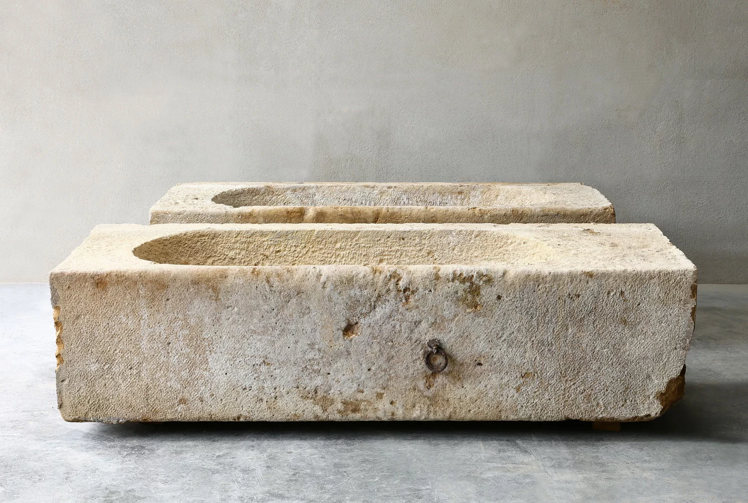 antieke set van 6 troggen