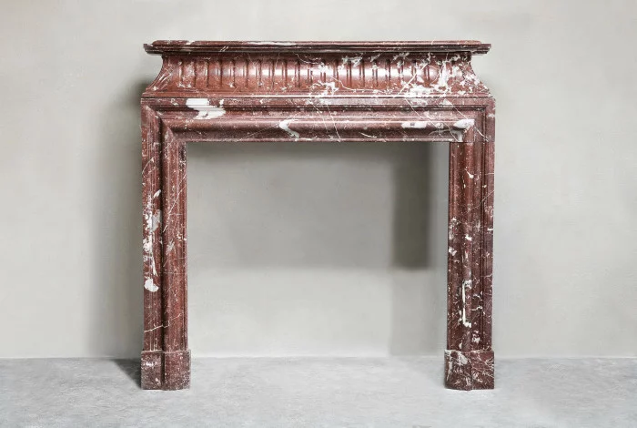 Antieke marmeren schouw