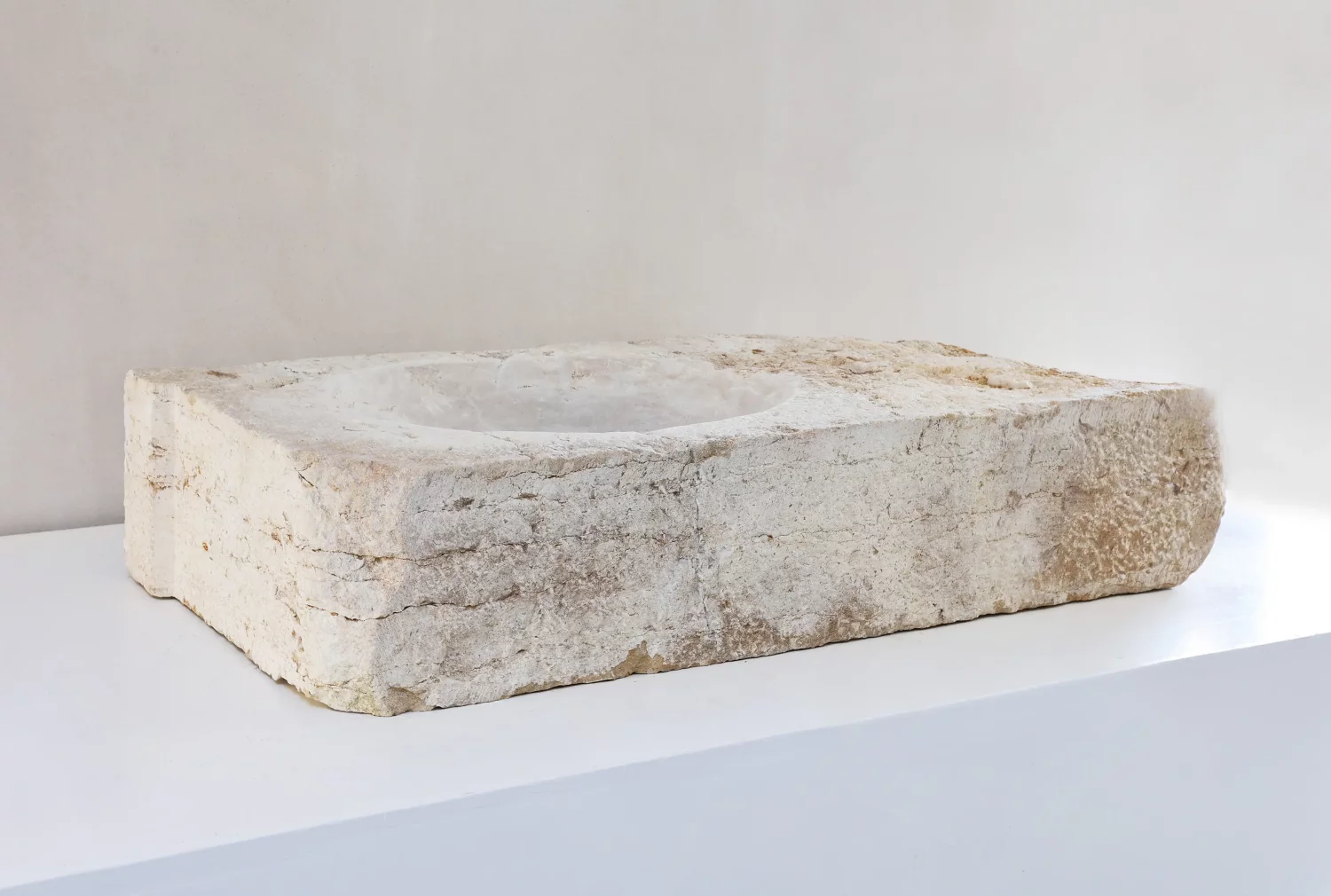 oude franse kalkstenen wasbak