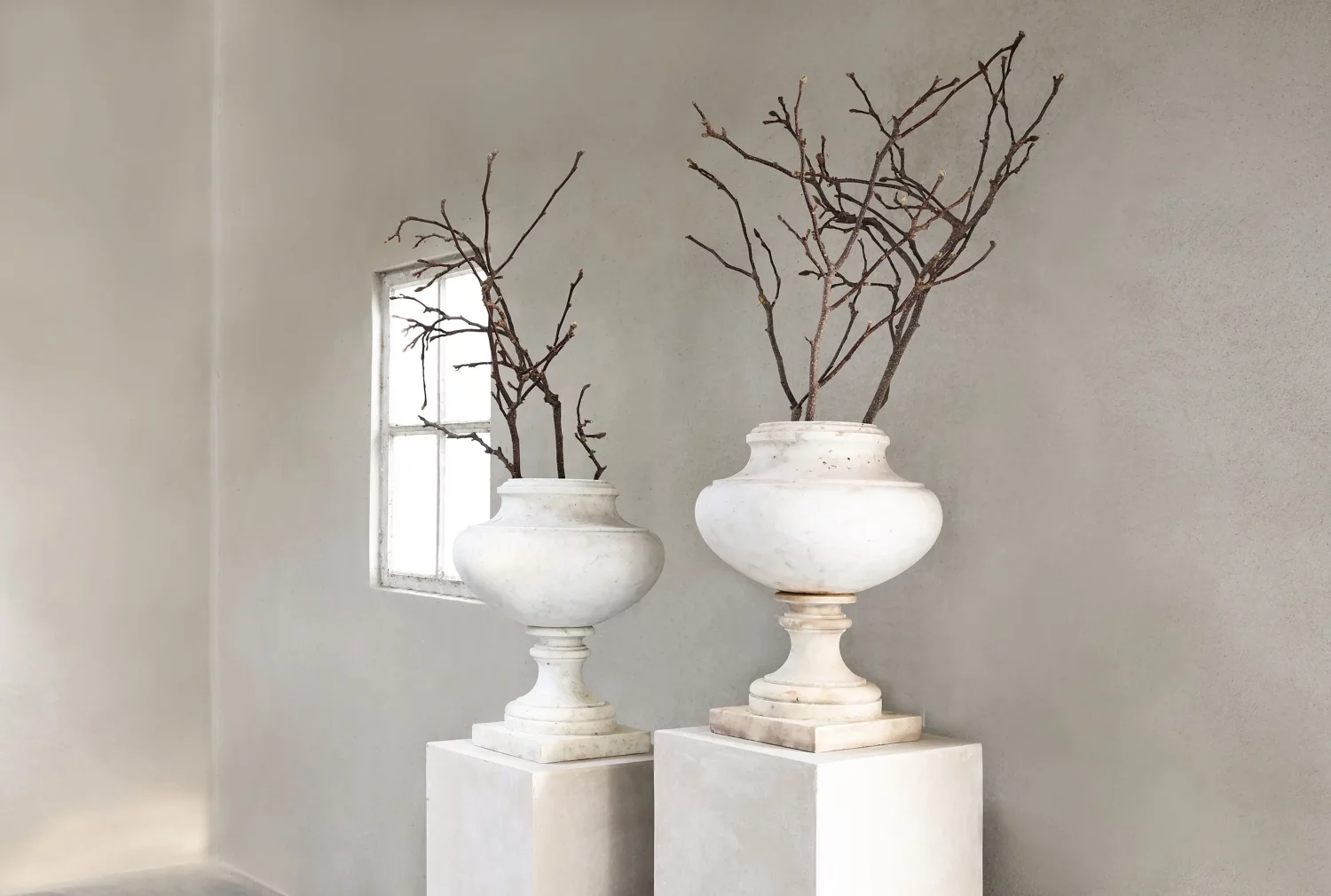 Koppel antieke urnen