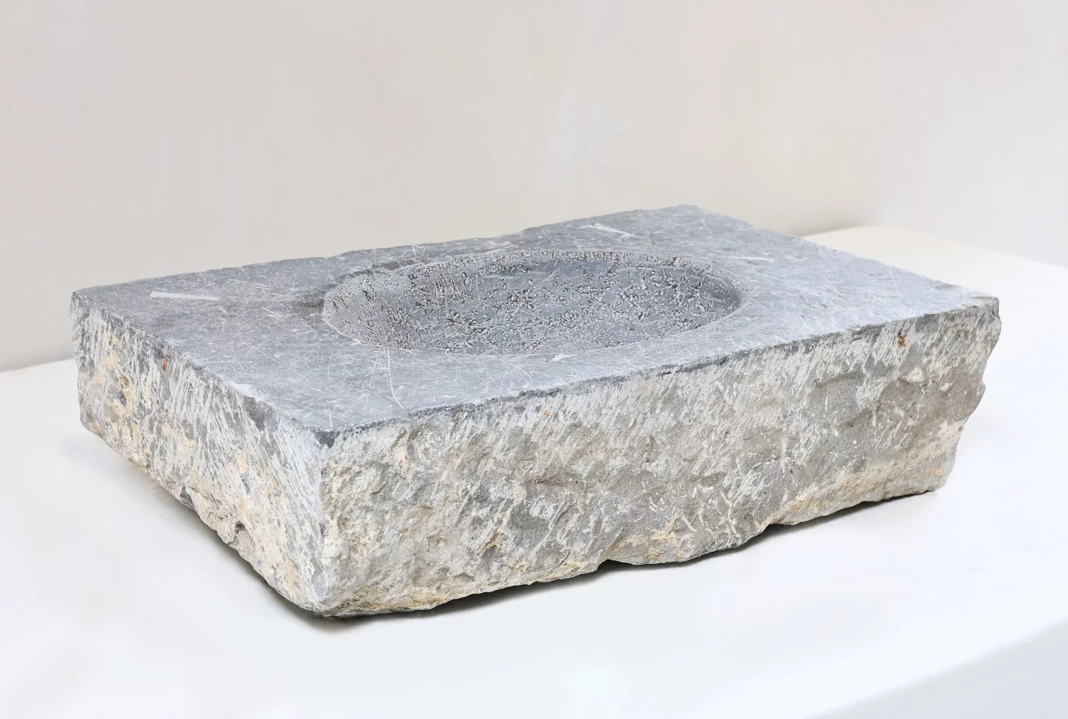 oude wasbak Belgisch blauwsteen