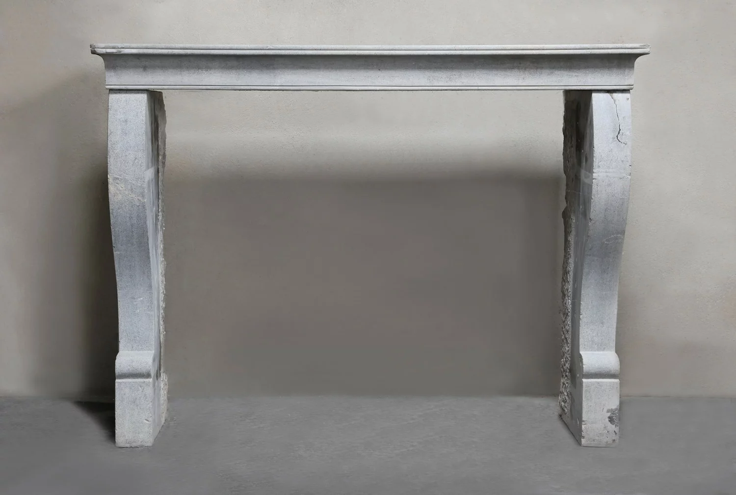 antieke marmersteen schouw