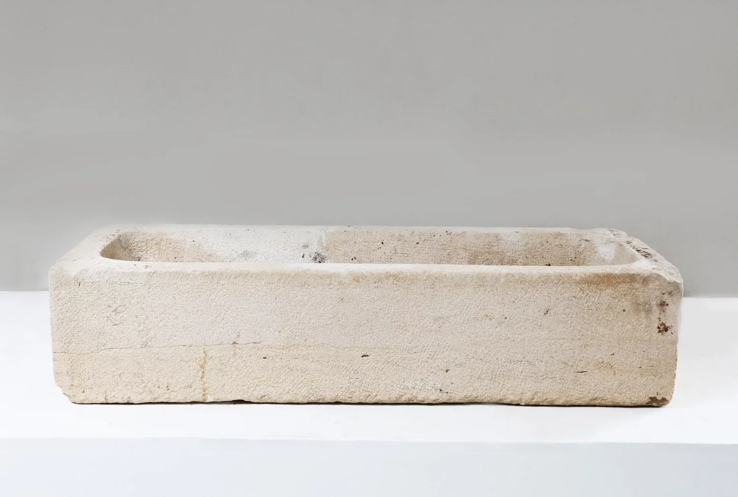 antieke wasbak franse kalksteen