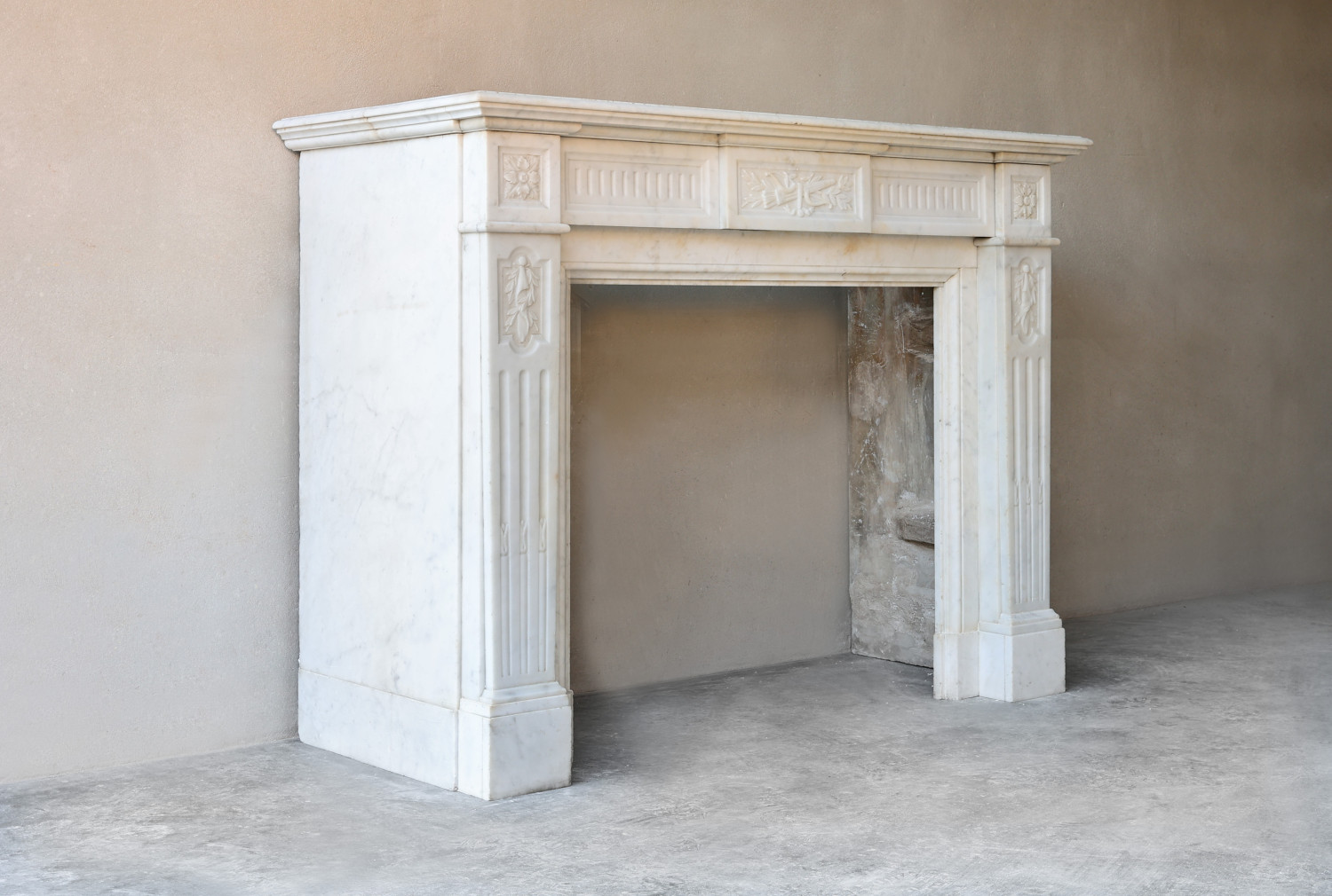 oude franse carrara marmeren mantel