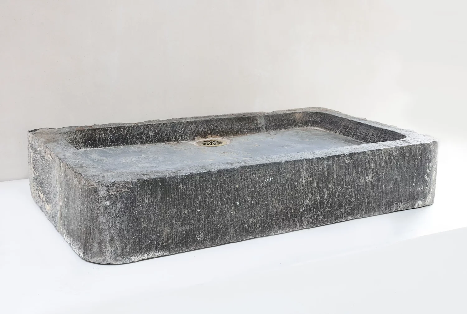 oude arduin spoelbak