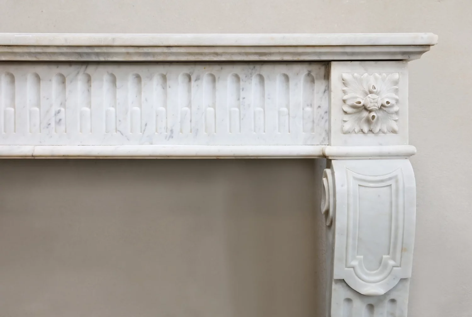 Louis XVI stijl schouw