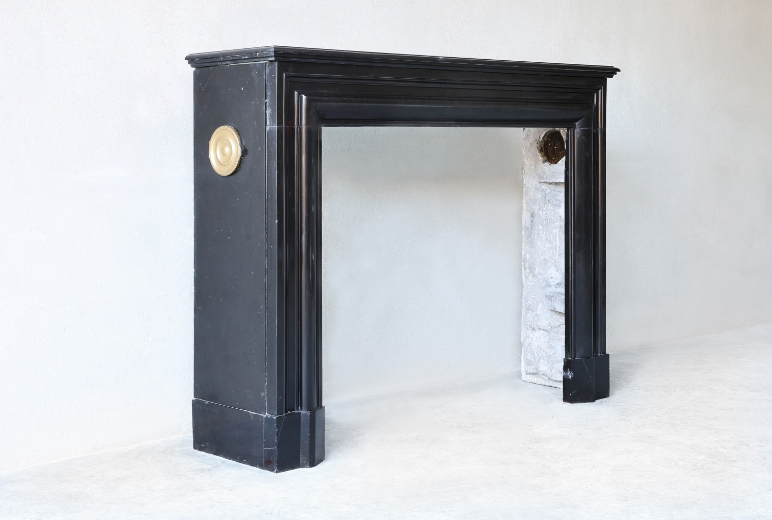 Noir de mazy marmeren mantel