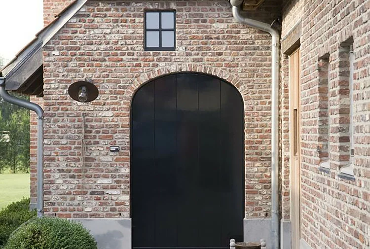 Oude handvorm metselstenen