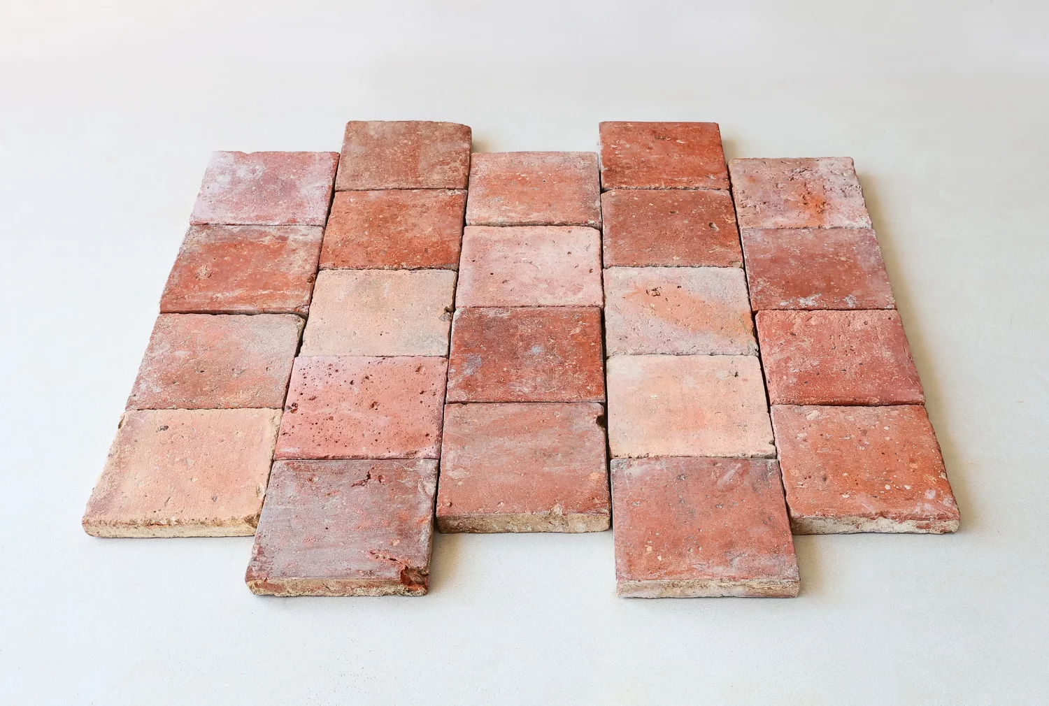 oude terracotta tegels