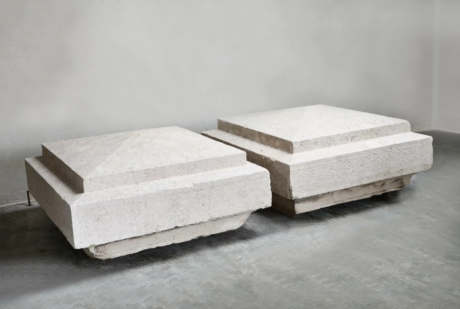 19e eeuwse set pedestals