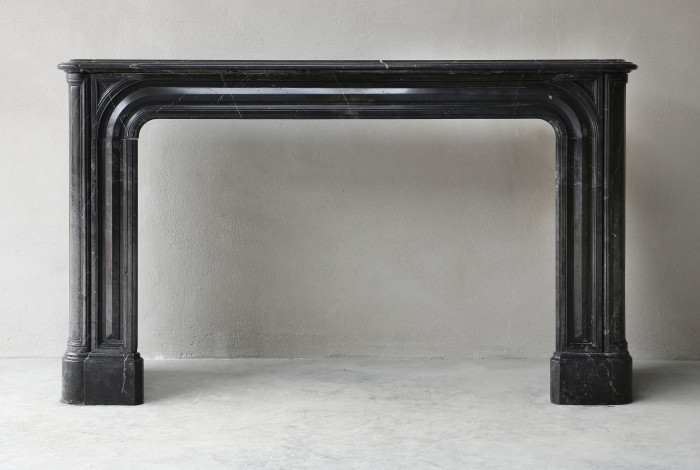 Antieke marmeren schouw