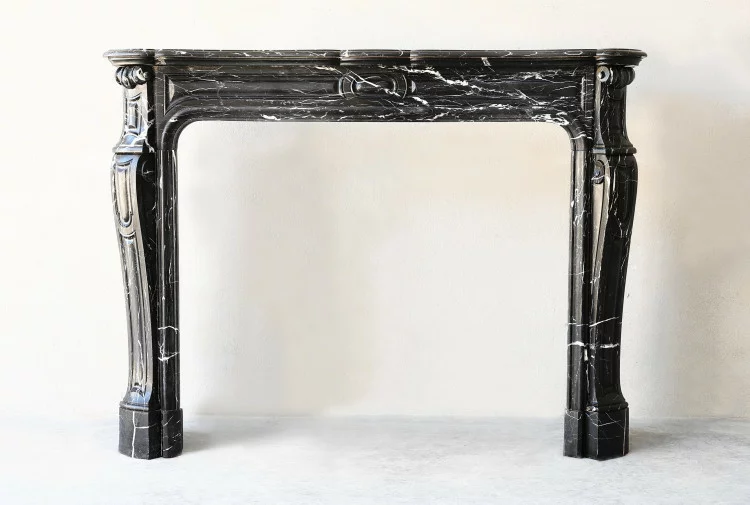 antieke marmeren schouw