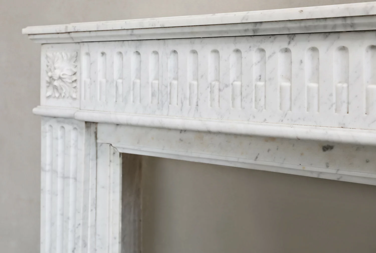 carrara marmeren mantel