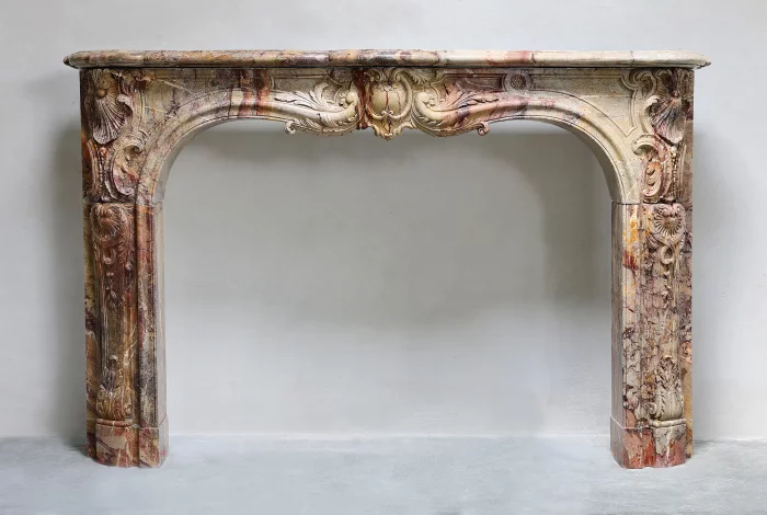 Antieke marmeren schouwmantel