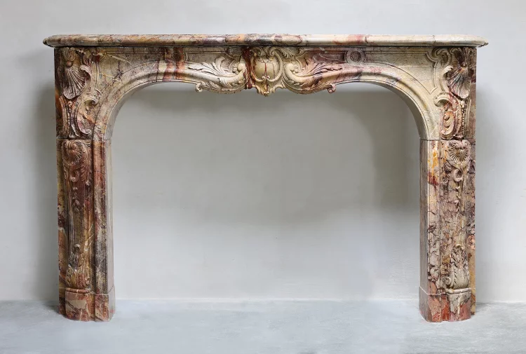 Antieke marmeren schouwmantel