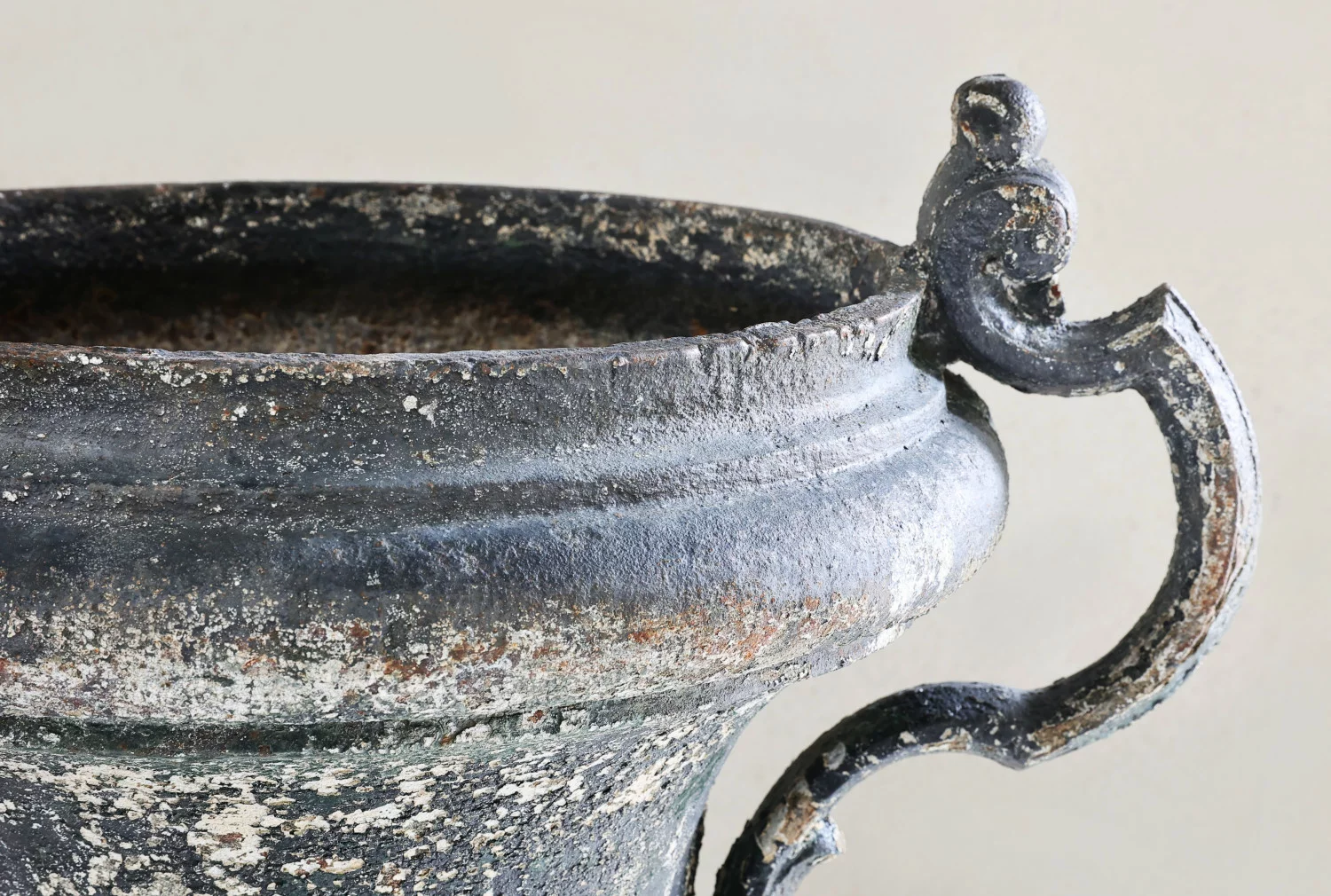 gietijzeren set vazen