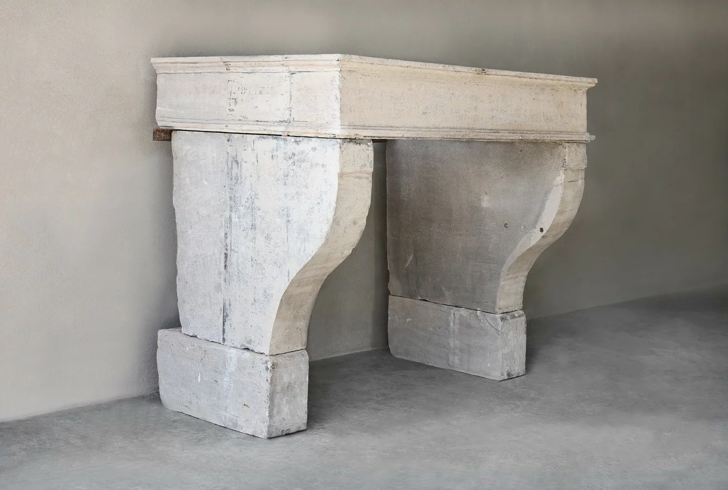 Campagnarde stijl schouw